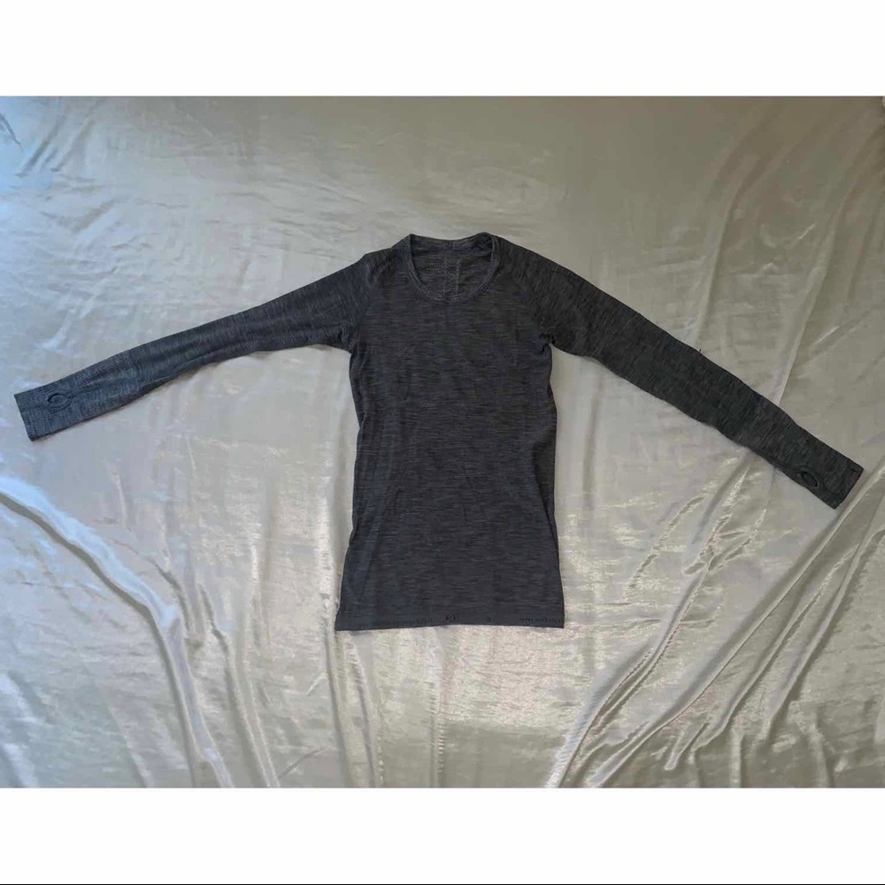 Lululemon athletica top